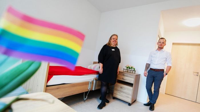 LSBTIQ* und Alter: Stuttgart hat jetzt ein  Pflegeheim für queere Menschen