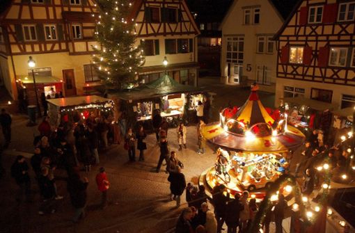 Der Weihnachtsmarkt in Waldenbuch zeichnet sich durch den besonderen Altstadtcharme aus. Foto: Stadt Waldenbuch/z