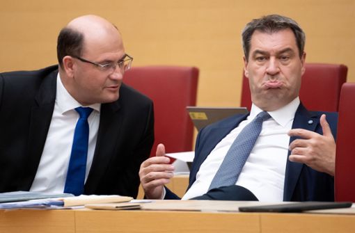 Bayerns Ministerpräsident Markus Söder (r.) und Albert Füracker, bayerischer Finanzminister Foto: dpa