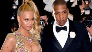 Glamouröses Paar: Der Rapper Jay-Z mit seiner Frau Beyoncé 2015 bei einer Gala im Metropolitan Museum in New York Foto: dpa/Justin Lane