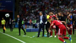Der misslungene Einwurf von Milad Mohammadi geht wohl in die WM-Geschichte ein. Foto: Getty Images Europe