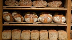 Die Brote blieben zu lange im Ofen. Foto: dpa/Rainer Jensen