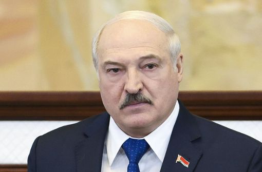 Der belarussische Machthaber Alexander Lukaschenko ist ein Verbündeter Putins. (Archivbild) Foto: dpa/Sergei Shelega