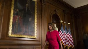 Nancy Pelosi, die Sprecherin des Repäsentantenhauses hat eine gewisse Vorliebe für rote Kleidung. Foto: AP