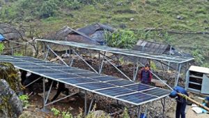 Die Fotovoltaikpaneele versorgen nun das gesamte Dorf mit Strom. Foto: Peter Althoff