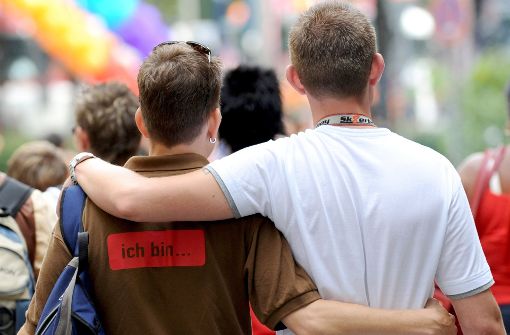 Homosexuelle im Fokus: Ein 29-Jähriger aus Bremen soll mindestens zehn Menschen monatelang terrorisiert haben, weil er etwas gegen Schwule hat. Foto: dpa