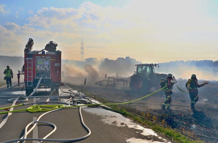 „Feuriger Elias“ im Strohgäu: Dampflok setzt mutmaßlich Acker in Brand