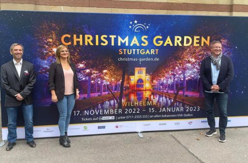 Wilhelma-Chef Thomas Kölbin, Melanie Becker und Christian Doll von C2 Concerts haben am Mittwoch die Pläne für den Christmas Garden 2022 vorgestellt.               Foto: /ubo