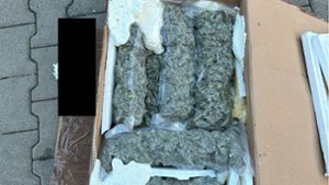 Rund 1,6 Kilogramm Marihuana waren in dem Paket. Foto: dpa