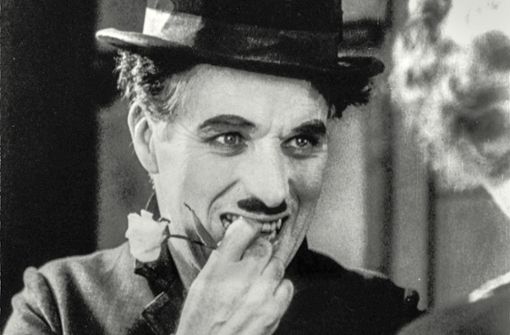 In seiner Rolle als kleiner  Tramp war er mal weltbekannt: Charlie Chaplin Foto: Roy Export