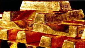 Goldbarren der Deutschen Bundesbank liegen in Frankfurt/Main im Tresor – der Preis des Edelmetalls ist zuletzt stark gestiegen. Foto: dpa/Bundesbank