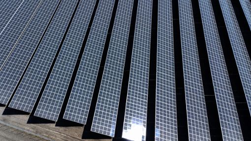 Ob  an einem Standort tatsächlich einmal Solarmodule stehen, darüber entscheidet der Gemeinderat. Foto: picture alliance/dpa/Christian Charisius
