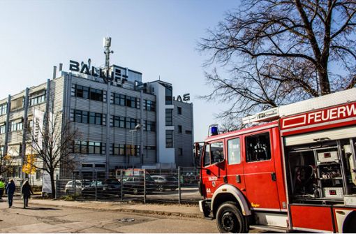 Die Feuerwehr musste am Freitag zu der Neuhausener Firma ausrücken. Foto: 7aktuell.de/Max Kurrer