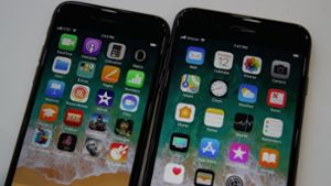 Neben dem iPhone X hat Apple bei der Keynote am Dientagabend die iPhone 7-Nachfolger iPhone 8 (links) und iPhone 8 Plus vorgestellt. Foto: GETTY IMAGES NORTH AMERICA