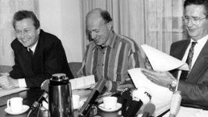Da waren sie sich noch einig:  Claus Jäger (FDP), Ralf Fücks (Grüne) und Klaus Wedemeier (SPD), die 1991 in Bremen Koalitionspartner waren. Foto: dpa/DB Wagner