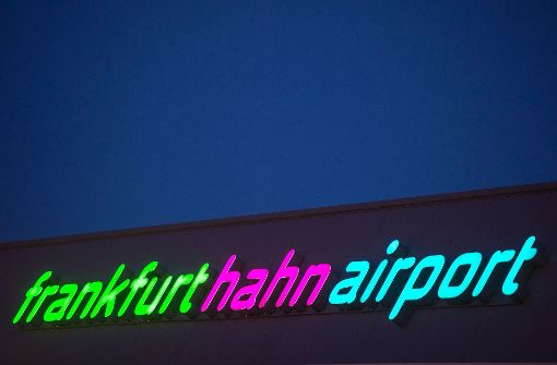 Der Verkauf der hessischen Anteile am Hunsrück-Flughafen Hahn an die pfälzische ADC GmbH ist vorerst geplatzt. Foto: dpa