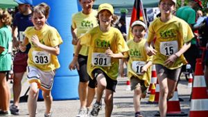 Junge Läufer entwickeln Ehrgeiz, um mit ihren Runden zu helfen. Foto: Archiv (avanti)