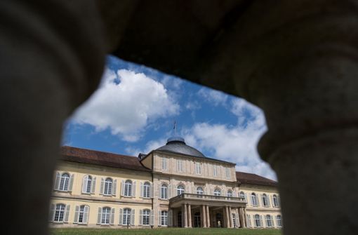 Die Universität Hohenheim war stutzig geworden, weil bei Dutzenden Abbrechern einer Klausur am 23. Mai die Krankschreibungen vom selben Arzt ausgestellt worden waren. Foto: dpa