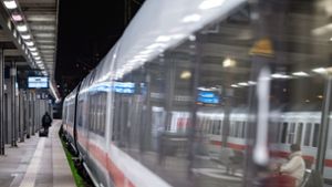 31-Jähriger greift Bahn-Mitarbeiter an