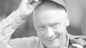 Niki Lauda (†): Der Mann mit der Kappe lächelt nicht mehr Foto: dpa