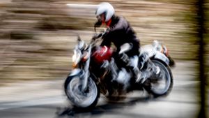 Der 17-Jährige soll zusammen mit Komplizen zwei Motorräder gestohlen haben (Symbolbild). Foto: dpa/Peter Steffen