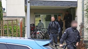 Bei einer Razzia in Nordrhein-Westfalen sind am Mittwoch zahlreiche Verdächtige festgenommen worden. Foto: dpa