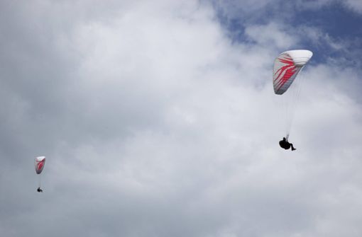 Zwei Fallschirmspringer sind in Italien ums Leben gekommen (Symbolbild). Foto: imago images/Panthermedia/Paparazzi.tv