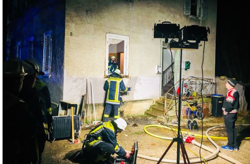 Der Brand in dem Wohnhaus am Postplatz konnte rasch gelöscht werden. Foto: /SDMG / Lafloer