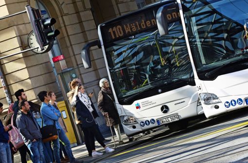 Die Firma Rexer bedient seit dem 1. Juli 2018 rund ein Drittel der Buslinien im Esslinger Stadtgebiet – nun ist sie in eine finanzielle Schieflage geraten. Foto: Ines Rudel