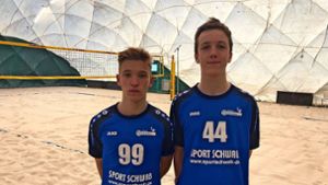 Zwei  Volleyball-  und Beachvolleyball-Talente des TSV Schmiden: Mika Ahmann (links) und Dominik Marjanovic Foto: Privat