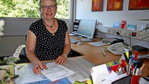 Noch am Schreibtisch: Auschul-Rektorin Tamara Grupp geht   in Ruhestand. Foto:  