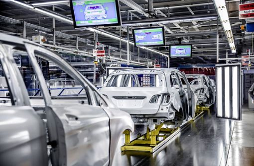 Die Auswirkungen auf die Automobilbranche sind enorm. Auch Unternehmen aus nahezu allen anderen Branchen sind betroffen. Foto: Daimler, dpa/Sebastian Gollnow