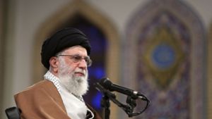 zeiht unnachgiebige Härte: Revolutionsführer Ali Khamenei. Foto: AP