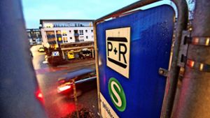 Die Park-and-Ride-Parkplätze  in Weinstadt sind voll ausgelastet (Symbolbild). Foto: dpa