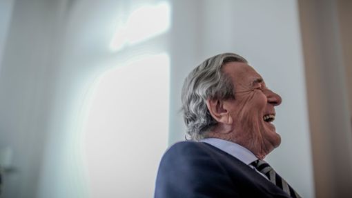 Ex-Bundeskanzler Gerhard Schröder (SPD) wird heute 80 Jahre alt. Foto: Michael Kappeler/dpa