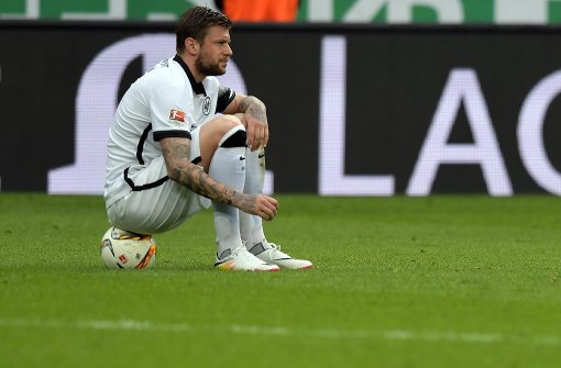 Eintracht-Frankfurt-Kapitän Marco Russ leidet an einer Tumorerkrankung. Foto: dpa