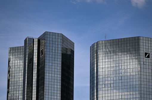 Die Zwillingstürme der Deutschen Bank in Frankfurt Foto: dpa/Arne Dedert