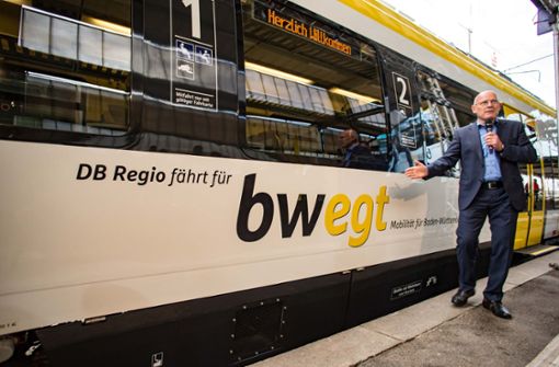 Unter der Marke „bwegt“ organisiert Verkehrsminister Winfried Hermann den Nahverkehr auf der Schiene im Land. Foto: Lichtgut//Leif-Hendrik Piechowski