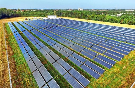 Die bisher größte deutsche Solarthermieanlage steht im brandenburgischen  Senftenberg. Foto: dpa