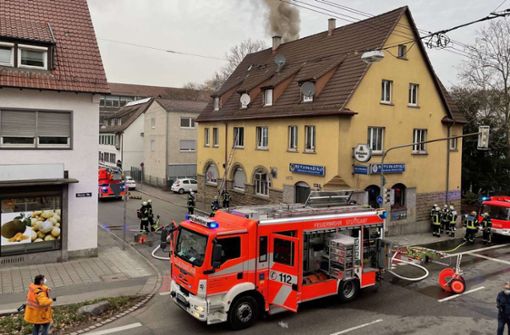 Neun Personen wurden bei dem Feuer leicht verletzt. Foto: 7aktuell.de /Nils Reeh