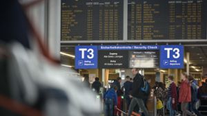 Die Gewerkschaft Verdi bestreikt vier Flughäfen in Deutschland. Auch Reisende in Stuttgart sind betroffen. Foto: Lichtgut/Max Kovalenko