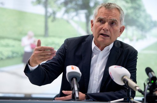Der Vorstand von Fußball-Zweitligist VfB Stuttgart hat sich hinter den Präsidentschaftskandidaten Wolfgang Dietrich gestellt. Foto: dpa