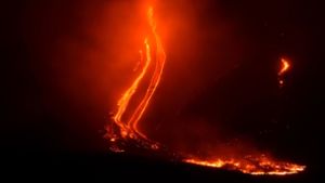Mehrere vom Vulkan Ätna ausgelöste Beben haben die Erde in Teilen Siziliens erschüttert. Foto: dpa