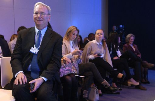 Auch ihn hätten die Abgeordneten gerne gehört: Ex-Google-Chef Eric Schmidt, hier auf dem aktuellen Weltwirtschaftsforum in Davos Foto: epa