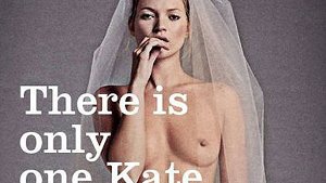 All eyes on me: Top-Model Kate Moss sorgt mit einem Bild, das bei Facebook kursiert, für Furore. Das Model zeigt sich darauf fast nackt. Foto: oh
