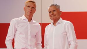 Jan Schindelmeiser (links) und VfB-Präsident Wolfgang Dietrich Foto: Pressefoto Baumann
