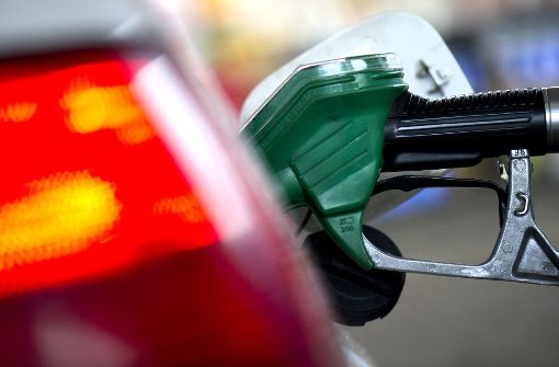 Der Preis für Benzin ist von April auf Mai leicht zurückgegangen. Foto: dpa-Zentralbild