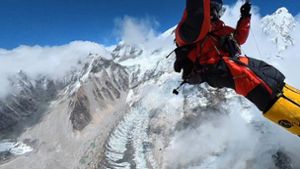 Carter ist als erster Mensch mit einem Gleitschirm vom Mount Everest geflogen. Foto: dpa/Privat
