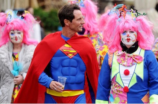 Ob Karneval, Fasching oder Fasnet - so kommen Sie klar, wenn es hoch hergeht. Foto: AFP