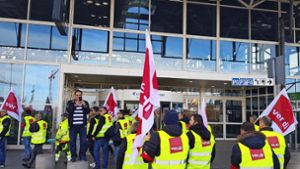Die Gewerkschaft Verdi macht am Freitag am Stuttgarter Airport wieder mobil. Foto: SDMG/SDMG